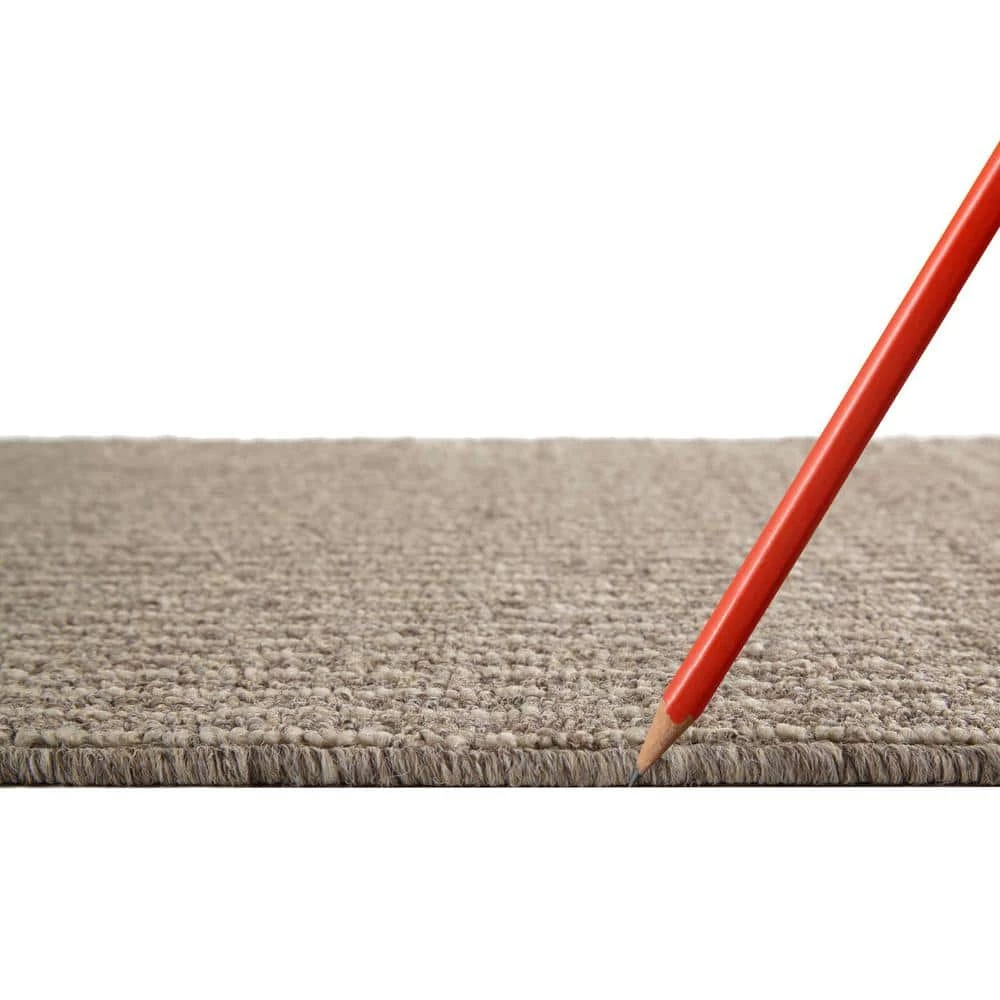 Pindot Fog 2 ft. 6 in. x 4 ft. Accent Rug by TrafficMaster - Image 2